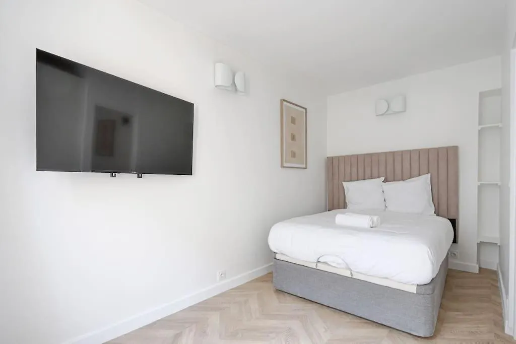 Saussier Ternes Charming Apartment 4P パリ
