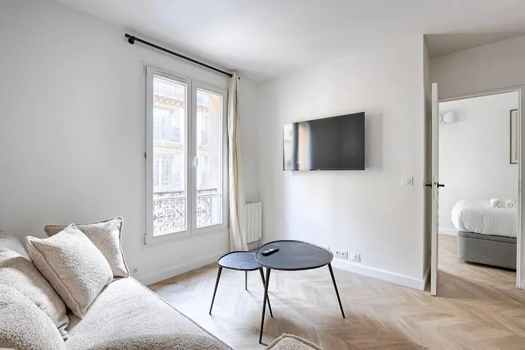 Saussier Ternes Charming Apartment 4P location